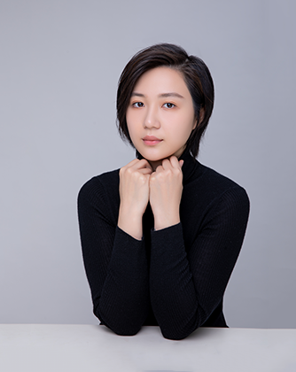 劉靜雯 LIU JINGWEN